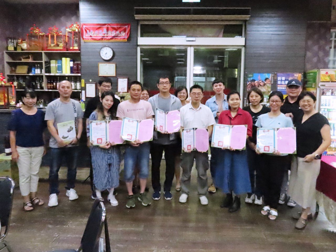 112年度上學期 家長會、顧問團、志工團受贈餐會照片