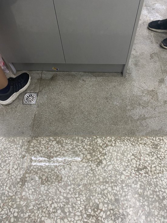 家政教室流理臺漏水