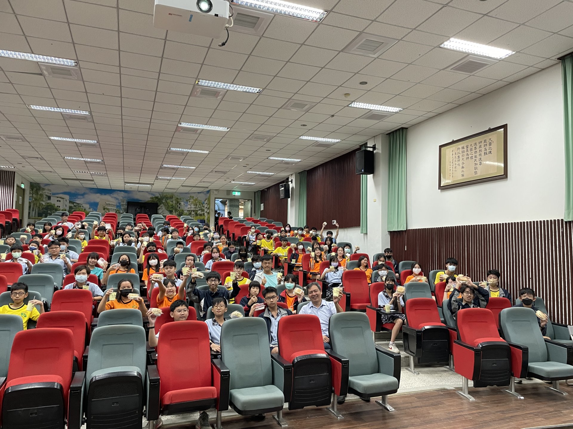 1141106-09.JPG