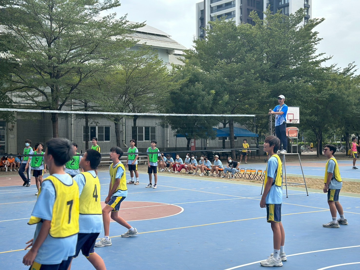 LINE_ALBUM_114-1 班際排球賽_251029_14.jpg
