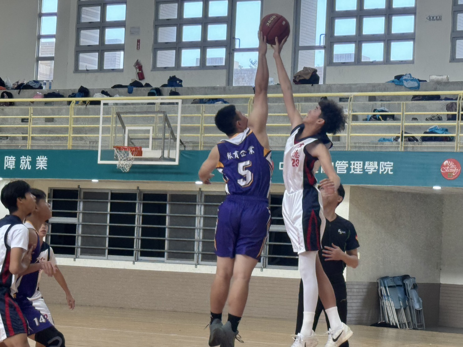S__21659669_0.jpg