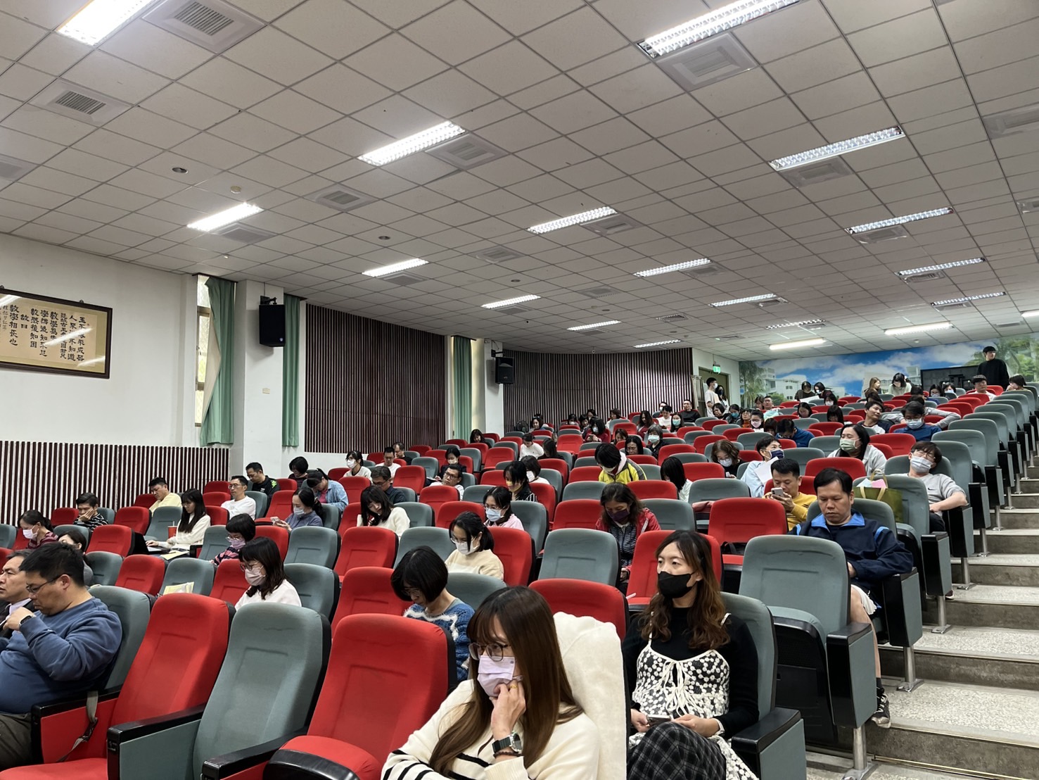 S__32194633_0.jpg