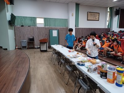 LINE_ALBUM_112／10／23營養講座-認識加工食品_231023_9.jpg