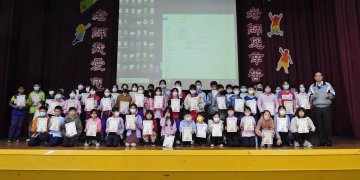 LINE_ALBUM_2024-1-2升旗頒獎_240103_2.jpg