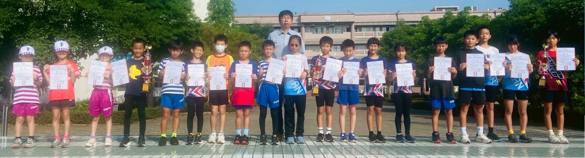 溜冰隊征戰全國賽戰果豐碩！-1