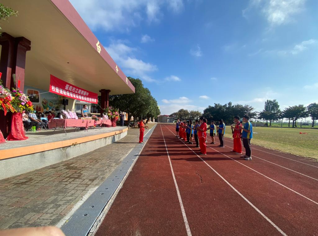 https://schoolweb.tn.edu.tw/~jljhs_web/uploads/tadgallery/2023_01_04/448_LINE_ALBUM_菁中運動會_221206_4.jpg 