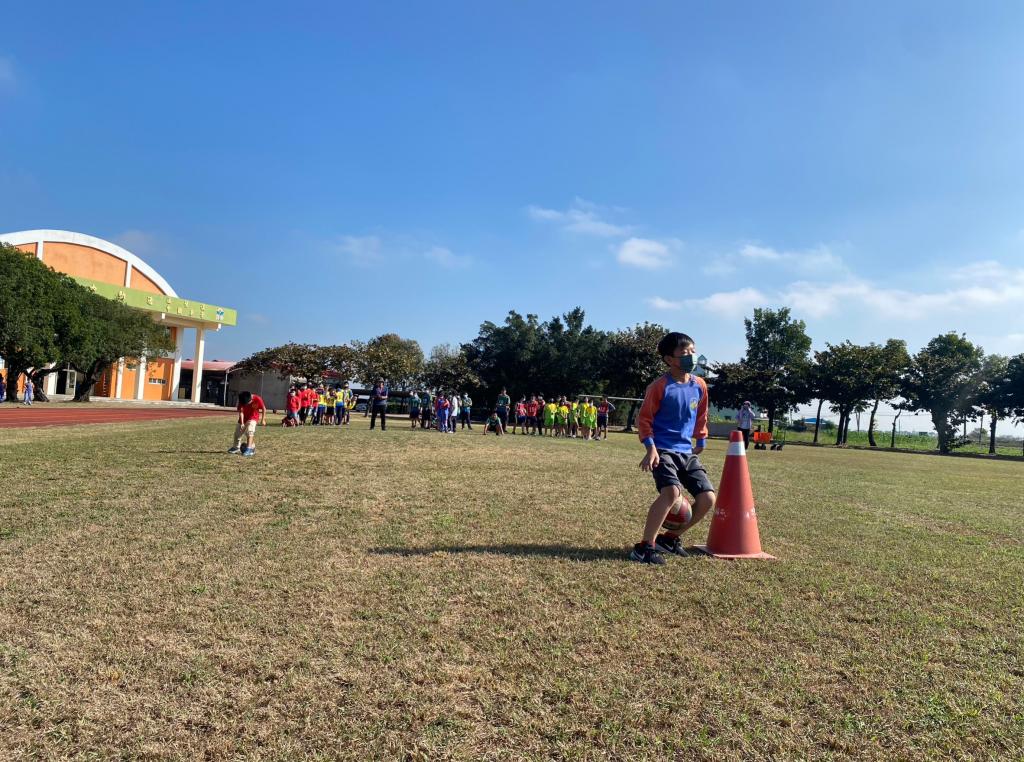 https://schoolweb.tn.edu.tw/~jljhs_web/uploads/tadgallery/2023_01_04/480_LINE_ALBUM_菁中運動會_221206_36.jpg 