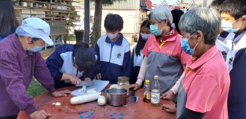 LINE_ALBUM_111121青銀共食_221212_7.jpg