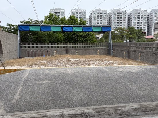 幼兒園2樓沙坑生意盎然