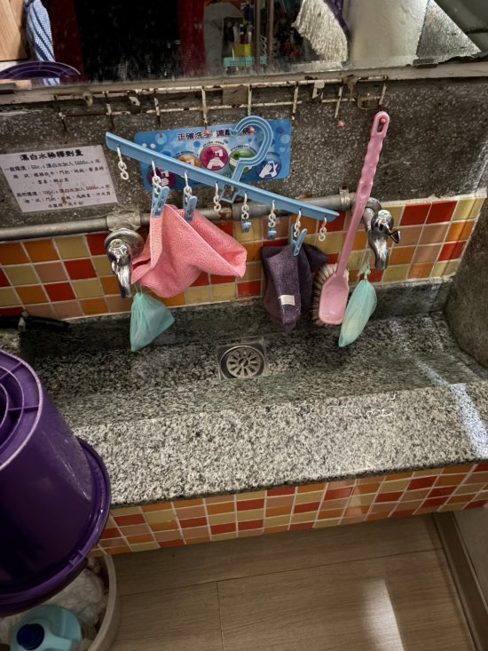 月亮班教室水龍頭漏水