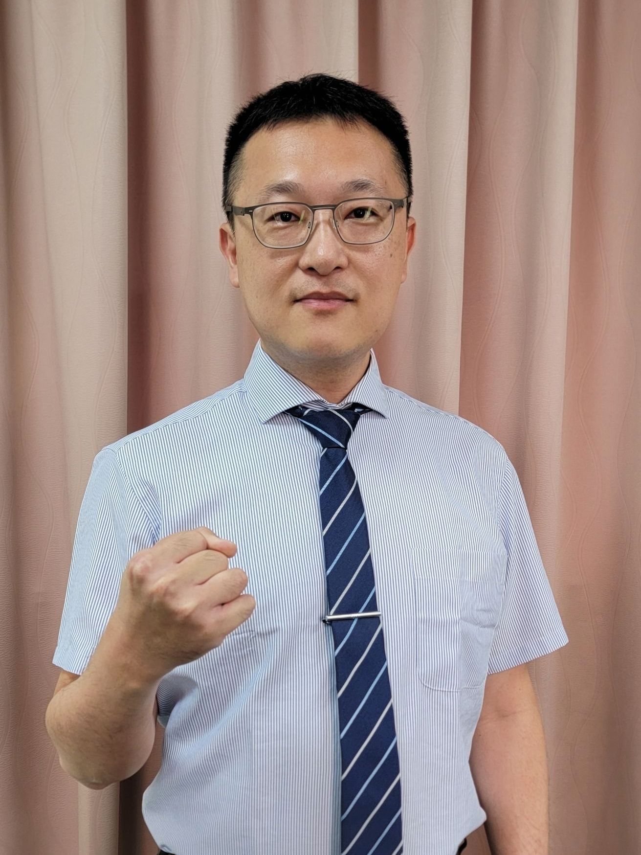 許鋑彬