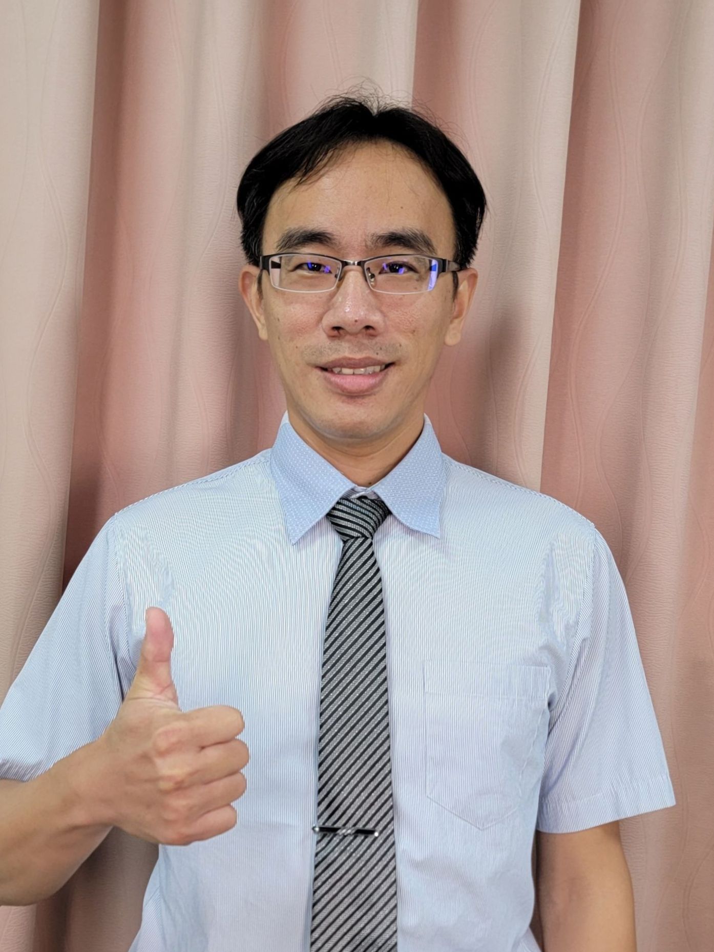 劉育志