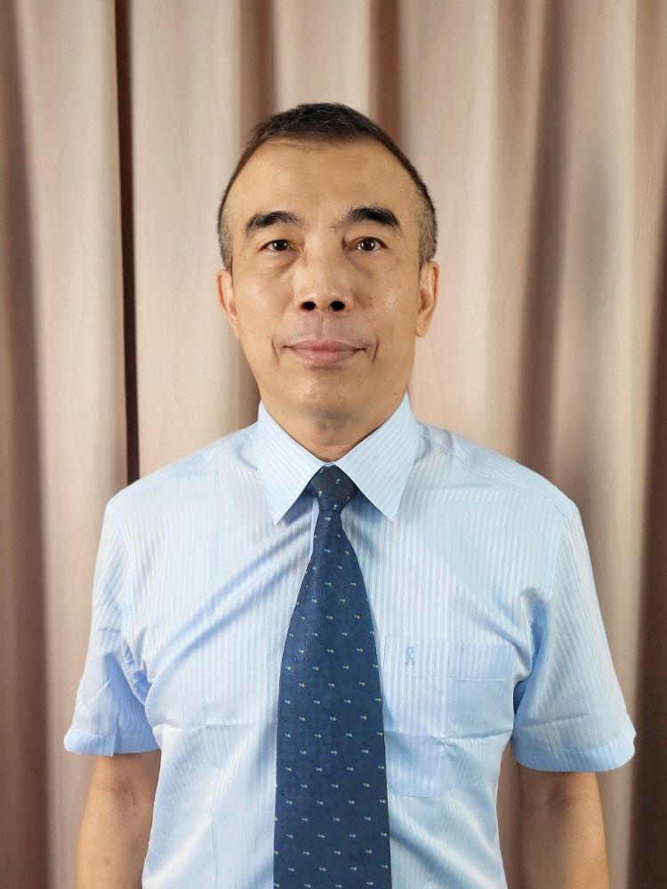 李世昌