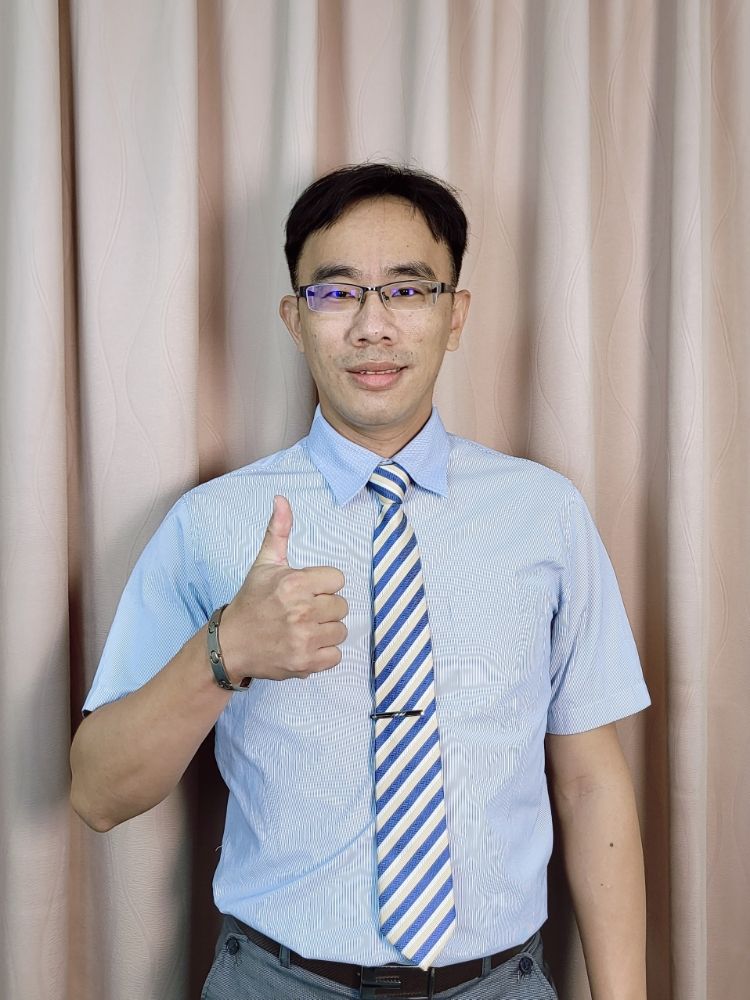 劉育志