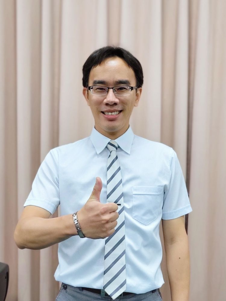 劉育志