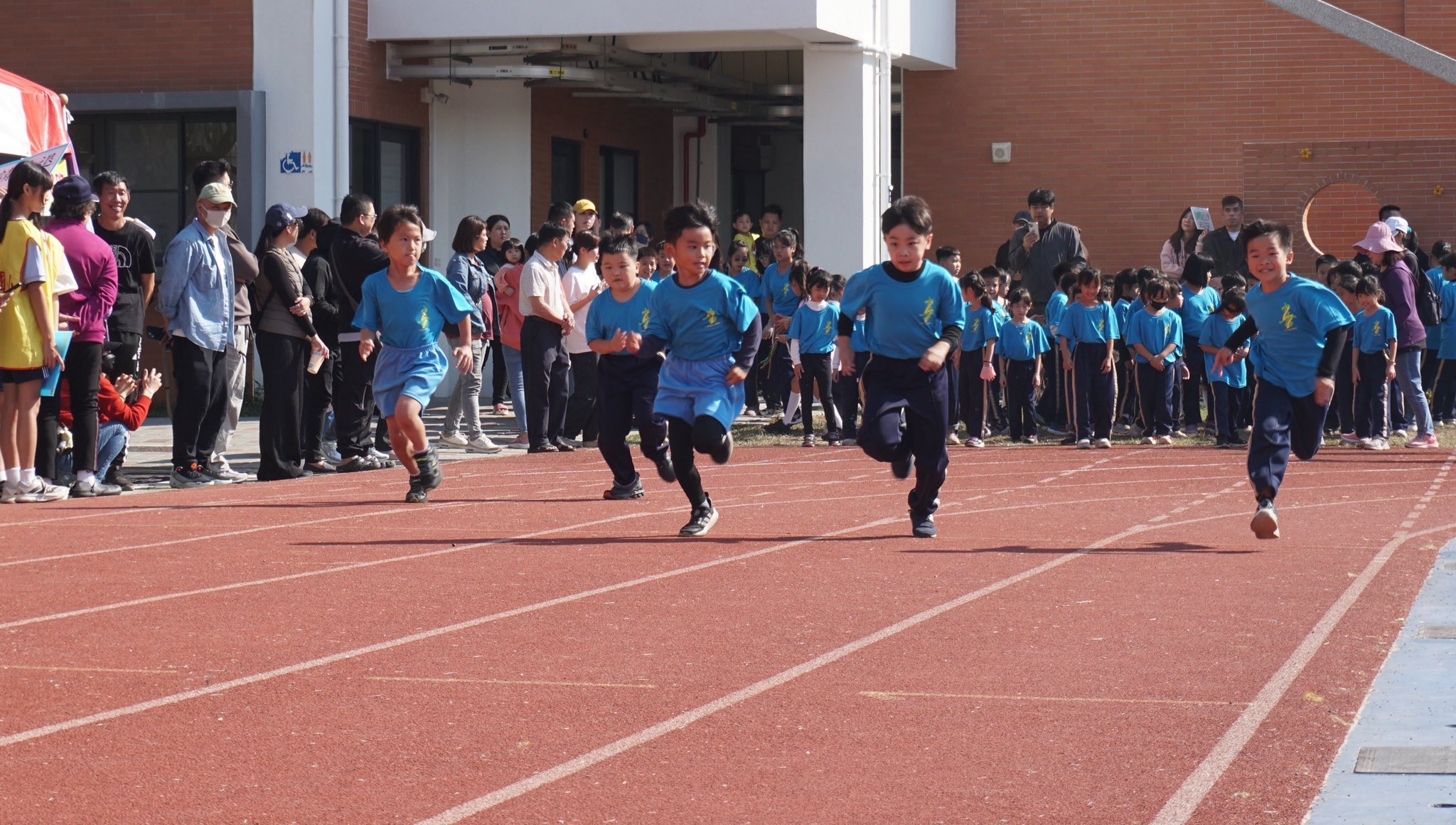 https://schoolweb.tn.edu.tw/~ssps_web/uploads/tadgallery/2025_12_16/644_20251206_5.jpg 