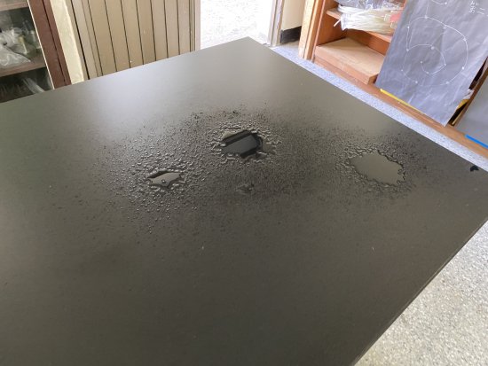 e化自然教室天花板漏水和須更換門鎖