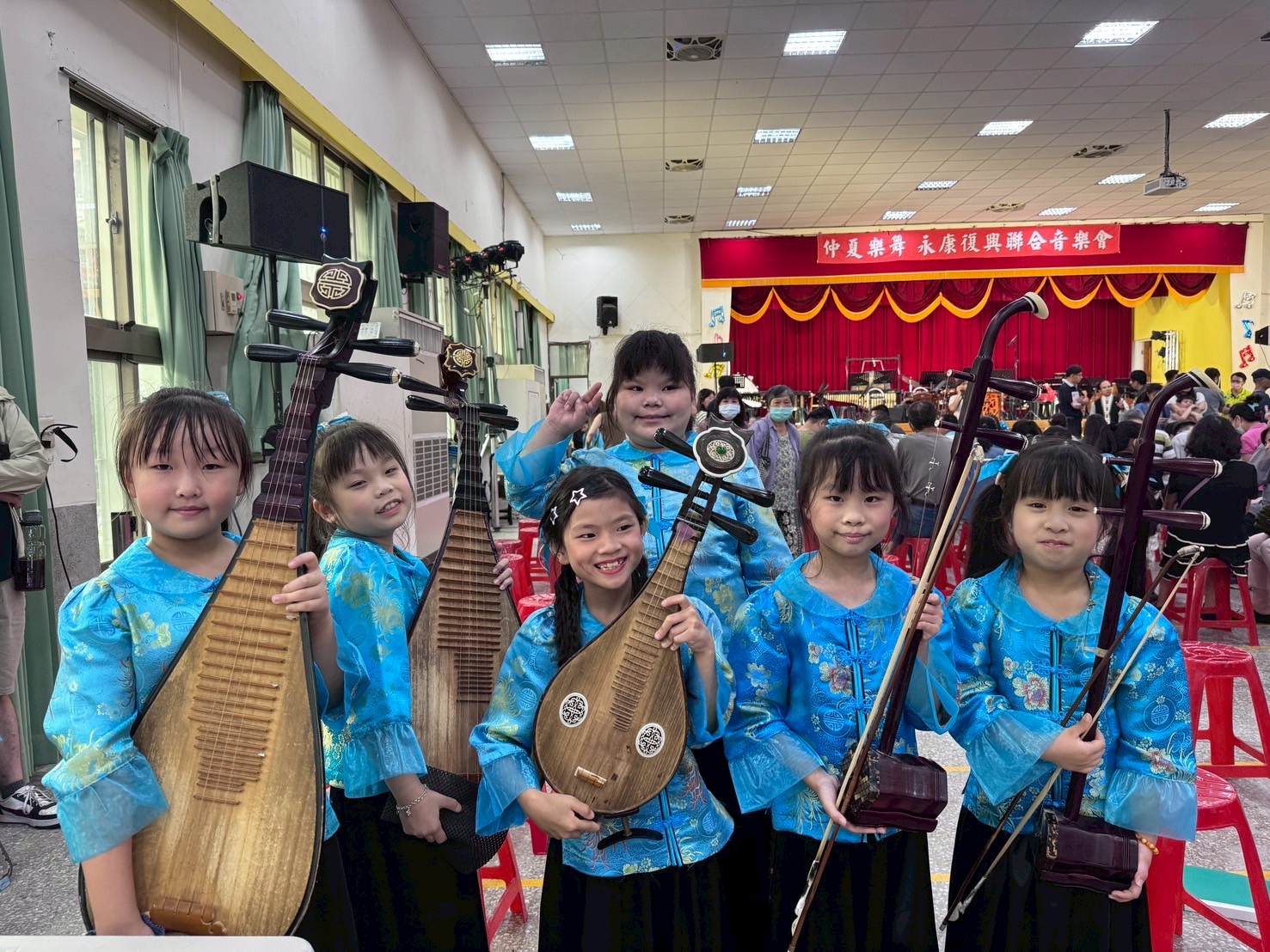 https://schoolweb.tn.edu.tw/~ykes_test/uploads/tadgallery/2025_07_04/3410_LINE_ALBUM_20250629仲夏舞樂永康復興聯合音樂會_250702_2.jpg 