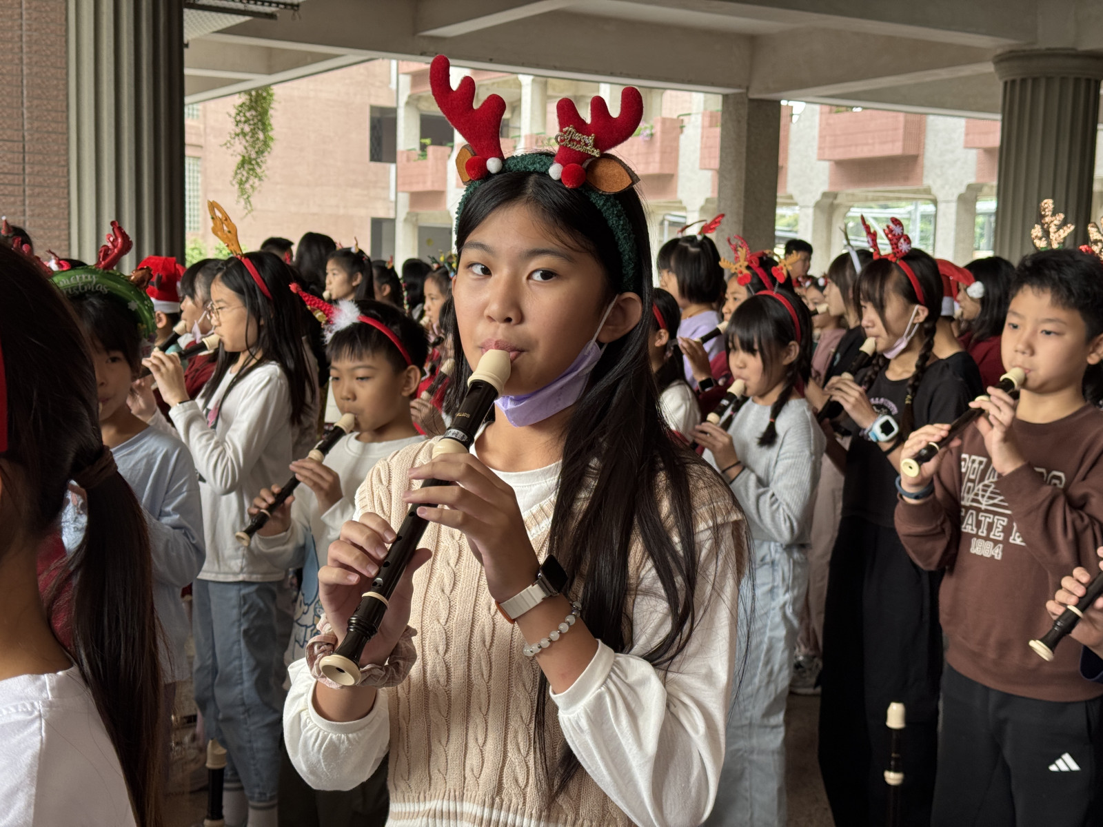 https://schoolweb.tn.edu.tw/~ykes_test/uploads/tadgallery/2026_01_02/3433_S__7700517_0.jpg 