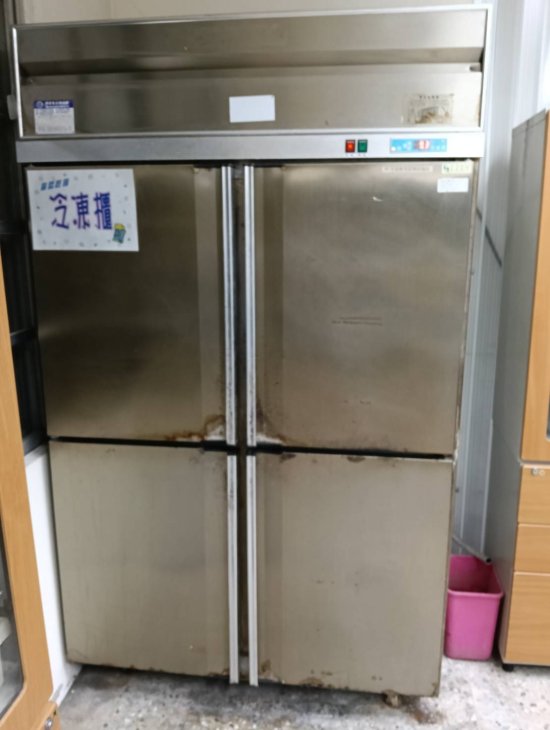 技藝教室冰箱