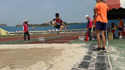 LINE_ALBUM_112年中小聯運田徑錦標賽_231117_26.jpg