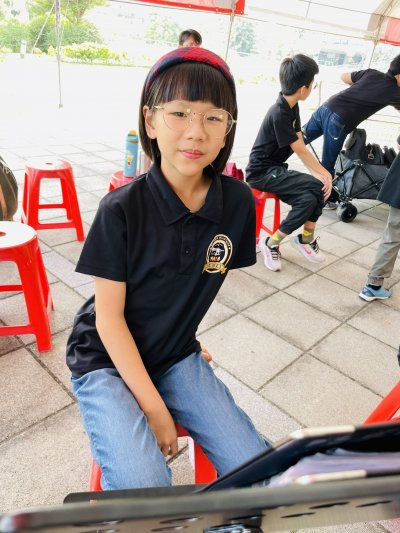 陳亭嫚.jpg